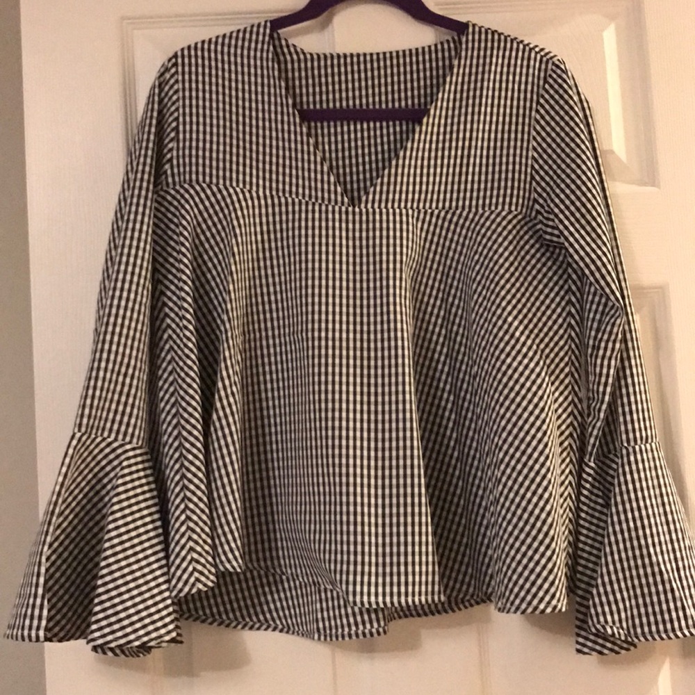 Flowy Checkered Top